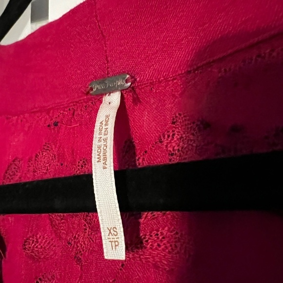 Gorgeous red/magenta dress with floral black embroidery by Free People - Picture 4 of 13